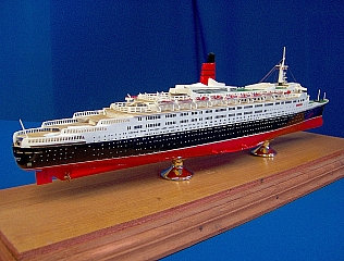 R.M.S._QUEEN_ELIZABETH_II_32