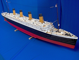 R.M.S._TITANIC_02